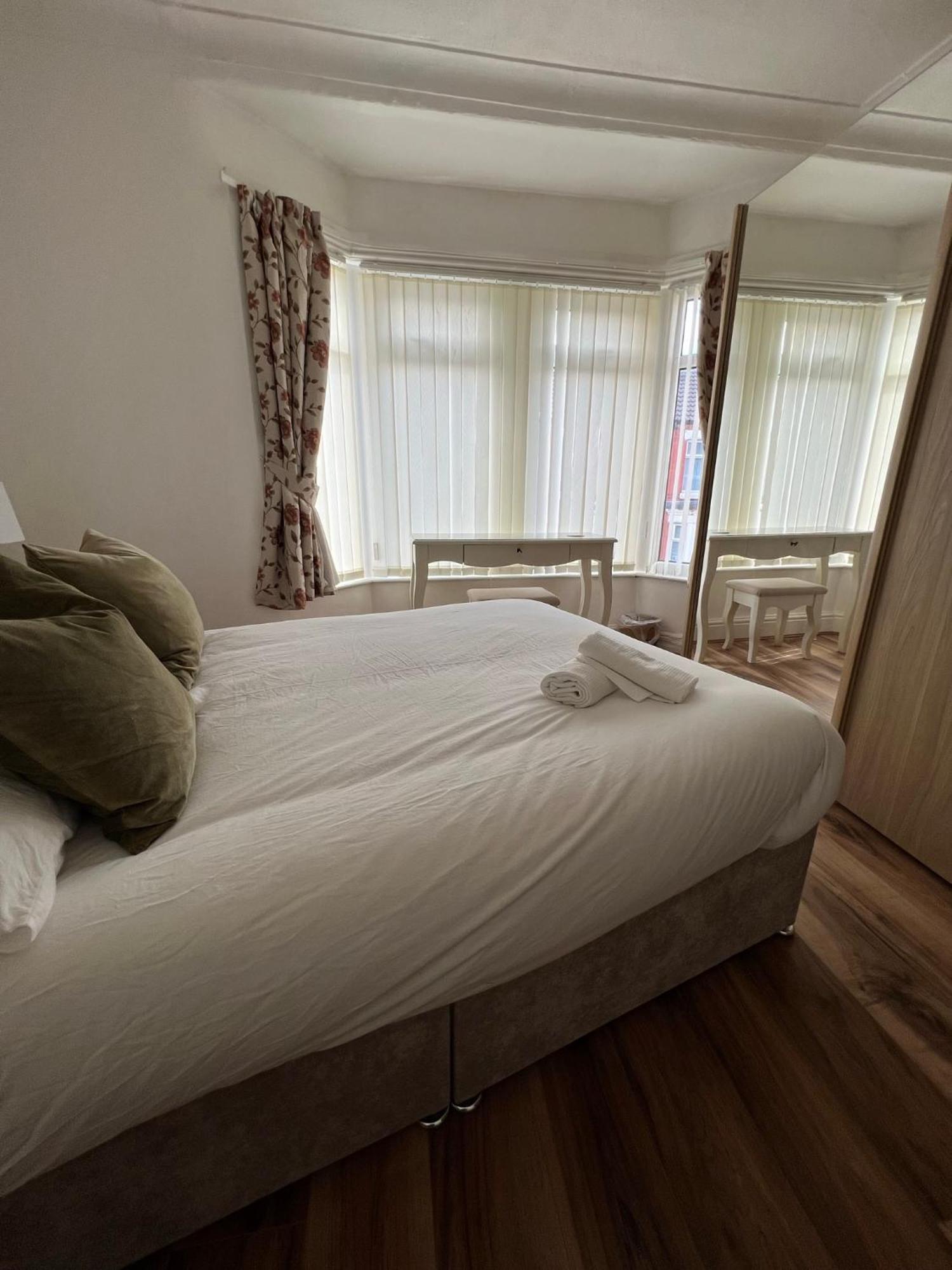 2025 Award Winner Liverpool Ivy House - 4 Bedrooms ภายนอก รูปภาพ